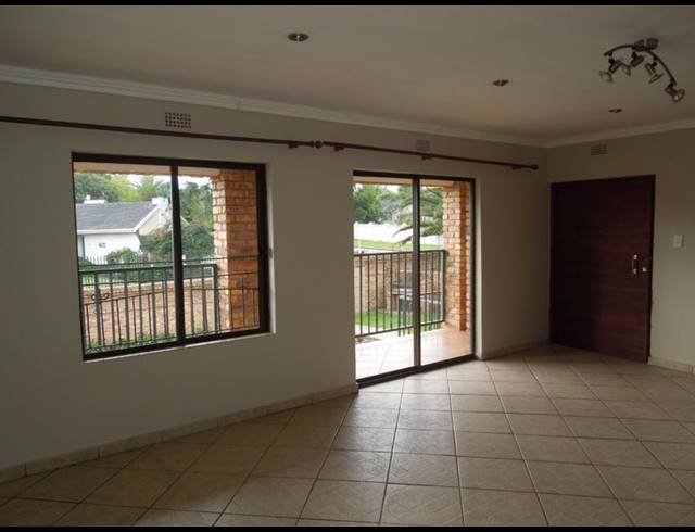 3 BEDROOM TOWNHOUSE FOR SALE IN EASTLEIGH